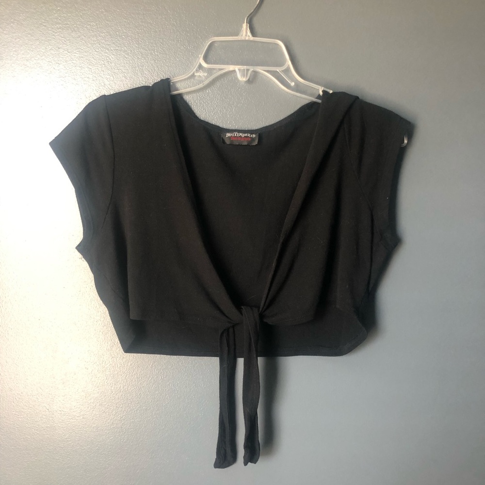 Hot Tempered Black Front-Tie Cropped Shrug - XL